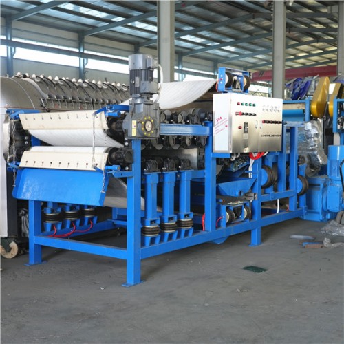 1臺帶式壓榨機(jī)完工發(fā)貨