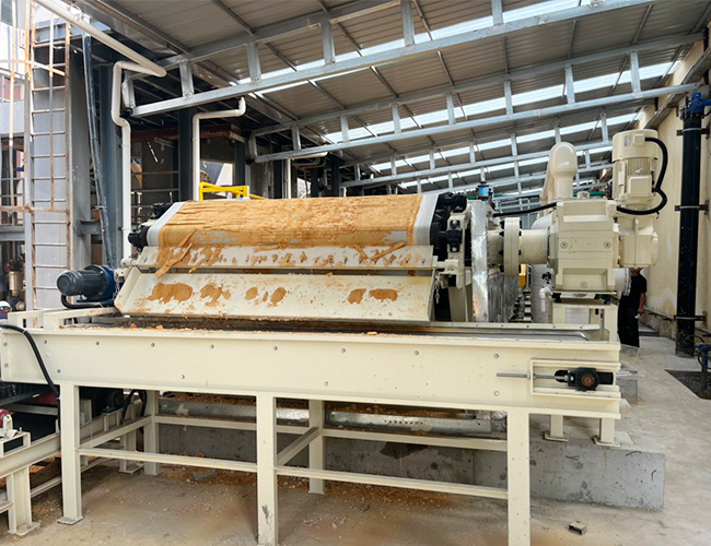 橡膠帶式真空過濾機(jī)