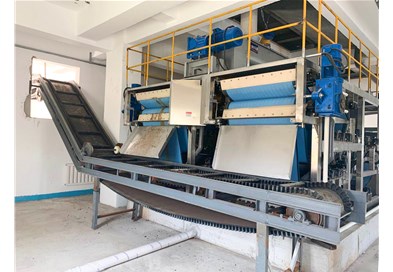 怎樣將污泥含水率降到60%以下？“污泥二次脫水設(shè)備”輕松搞定！